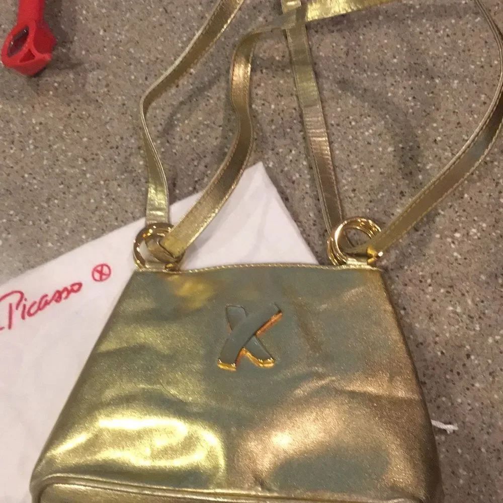 Plains  Picasso gold purse cross body